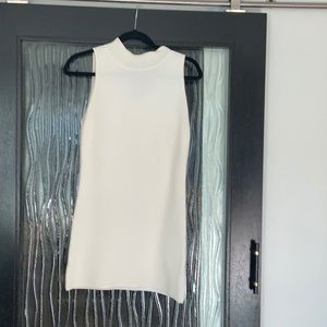 Cream ribbed tunic top White House/Black Market XS